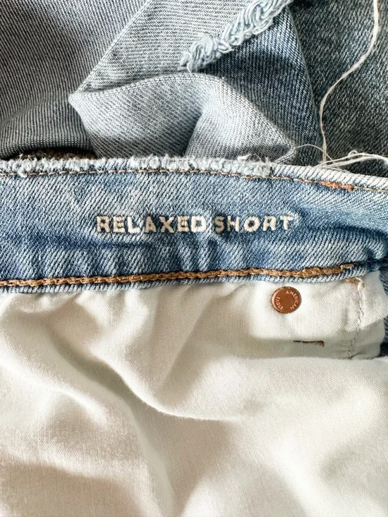 American Eagle Relaxed Denim Shorts Distressed Cutoff & Cuffed Shorts Size 12 - Picture 5 of 6